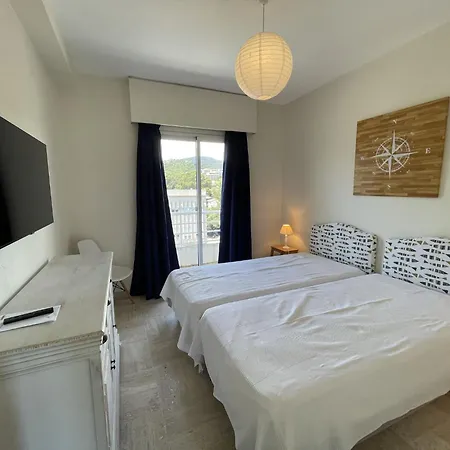 Appartement Le Grand Pavois-2 By Interhome